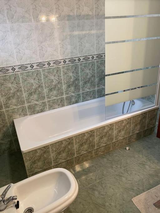 דירות ויגו “Ledicia”, Piso En Alquiler מראה חיצוני תמונה